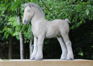 Roos Mannaerts - Paard Ris (Ceramic)